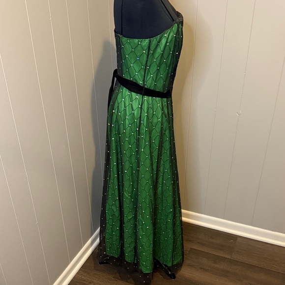 B14 Papell Boutique Evening Women’s 10 Green and Black Maxi Dress - Picture 3 of 7